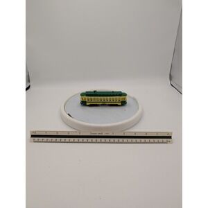 Bachmann HO Scale PRT Philadelphia Rapid Transit Streetcar Trolley Green Yellow